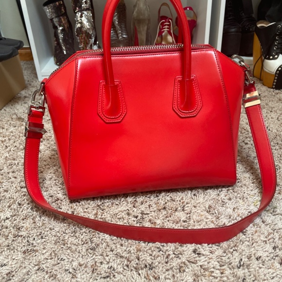 Givenchy bag - Picture 2 of 3